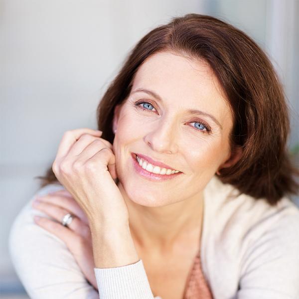AGE CORRECT HAND MASK